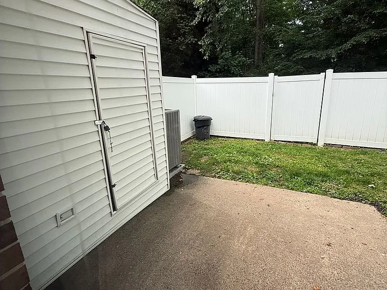 65 Constitution Ave — Photo 7