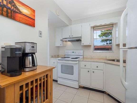 5th image of 1943 SW Palm City Road #I