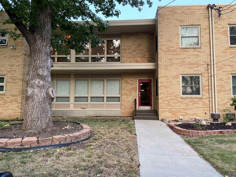 1275 SW Fillmore St Topeka KS Zillow