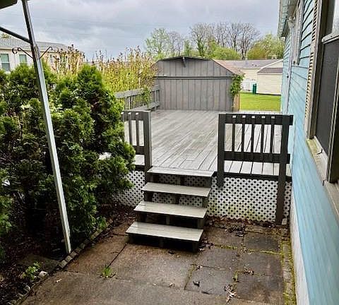 5th image of 52 Carol Ann Dr #52