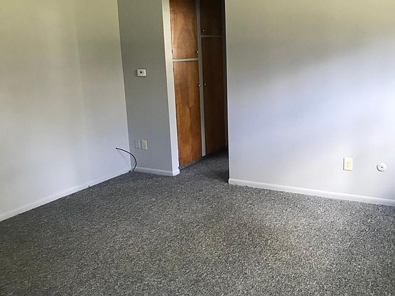 5th image of 101 Williams Ct