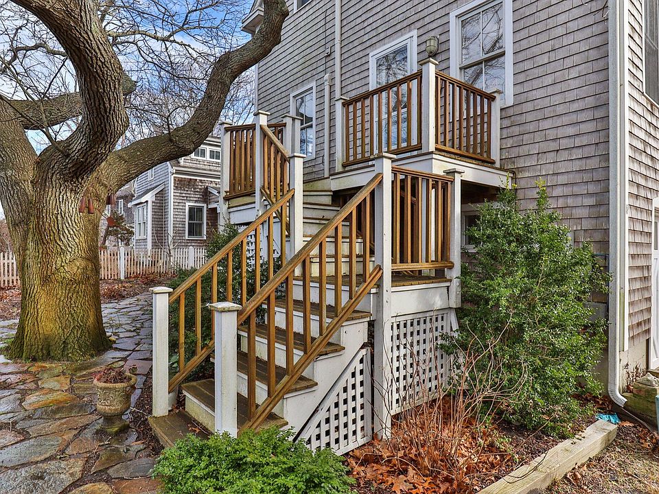 18 Hensche Ln Provincetown, MA, 02657 Apartments for Rent Zillow