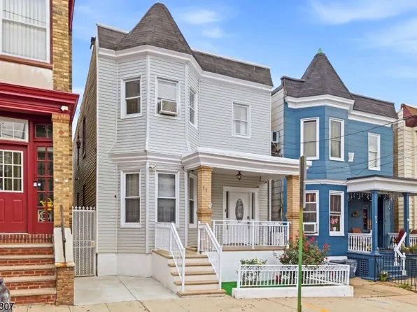 813 20Th St, Union City, NJ 07087