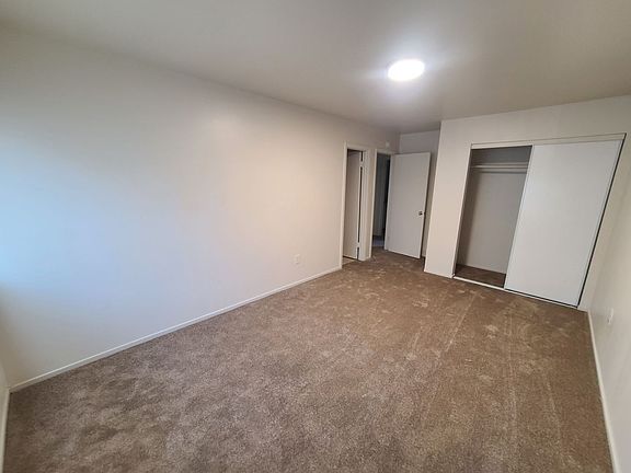 4th image of 9235 Holly St APT D