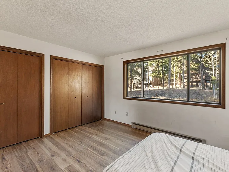 590 Greenway Ct #A — Photo 37
