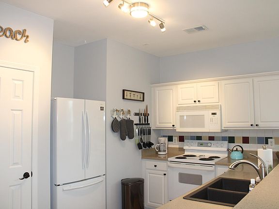 4th image of 886 Great Egret Cir SW Unit E