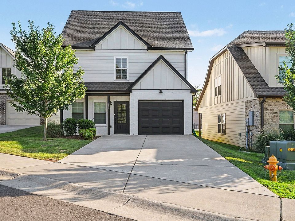 1st image of 202 Emmett Dr