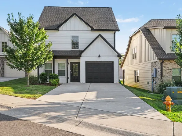 202 Emmett Dr, White House, TN 37188