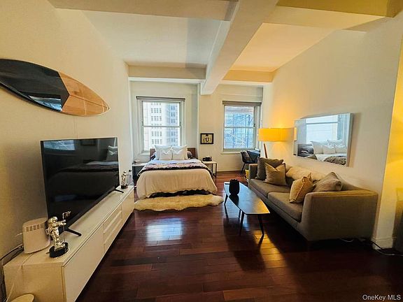 3rd image of 88 Greenwich Street #1305