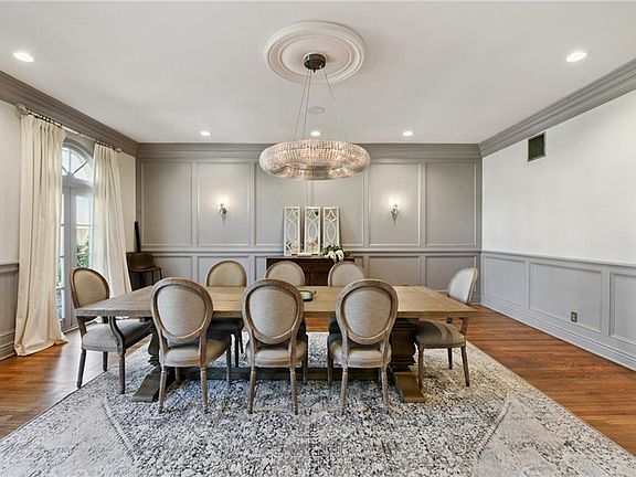 4th image of 7408 Stoneleigh Dr