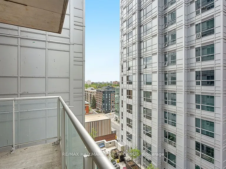 242 Rideau St #1406 — Photo 15