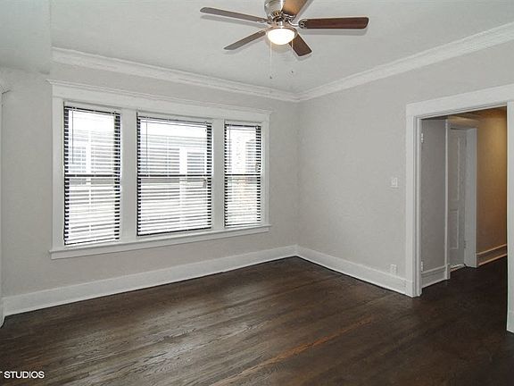 2nd image of 5300 S Blackstone Ave #5302-2
