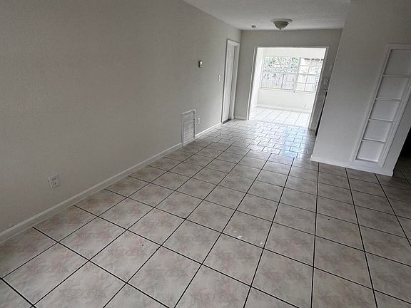 2nd image of 1820 NW 35th Avenue