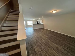 7166 Gotland St, Union City, GA 30291
