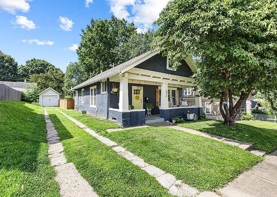 1st image of 2814 Sylvanie St