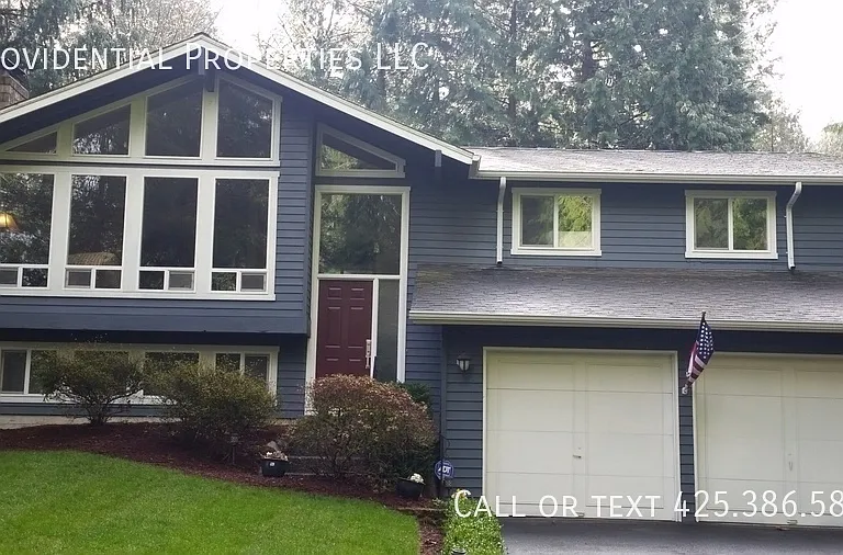 17009 NE 28th Pl — Photo 1