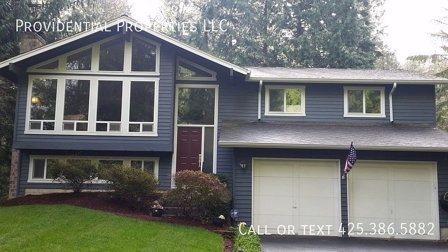 1st image of 17009 NE 28th Pl