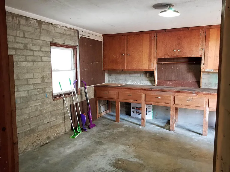 Bonus Room downstairs for workshop, office or storage