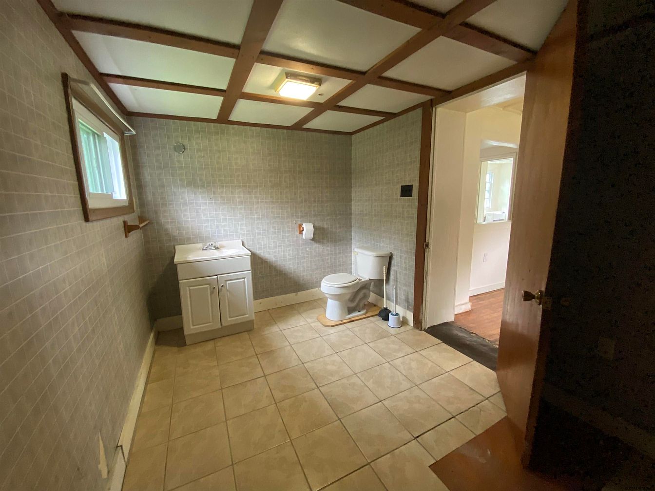 c. 1930 Cute Country Home For Sale in Mineville, NY. 79,900 Sold Old Houses Under 100K