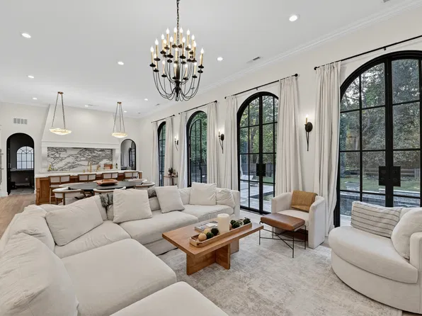 7018 Thermal Rd, Charlotte, NC 28211