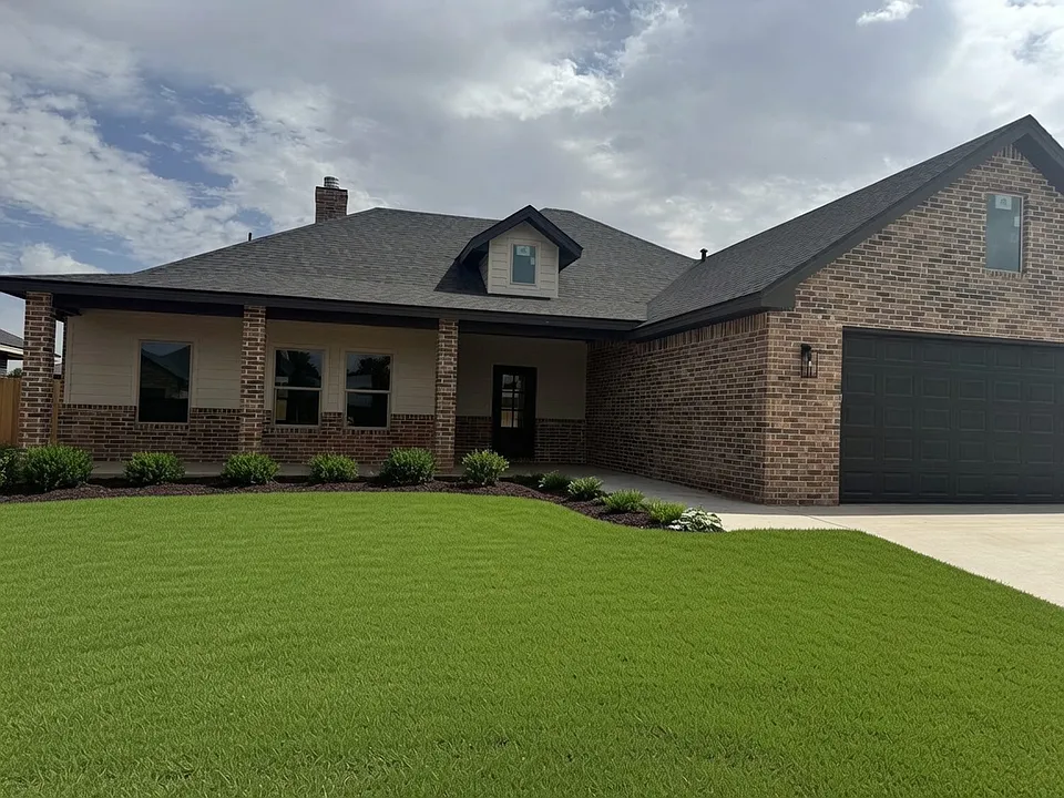 315 Cowboy Ln