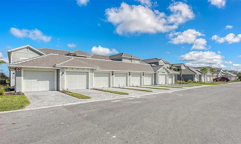 17475 Opal Sand Dr #101
