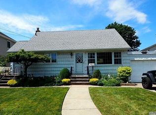 2868 Terrell Ave, Oceanside, NY