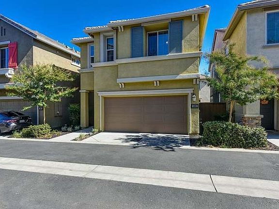 3rd image of 2093 Camino Real Way