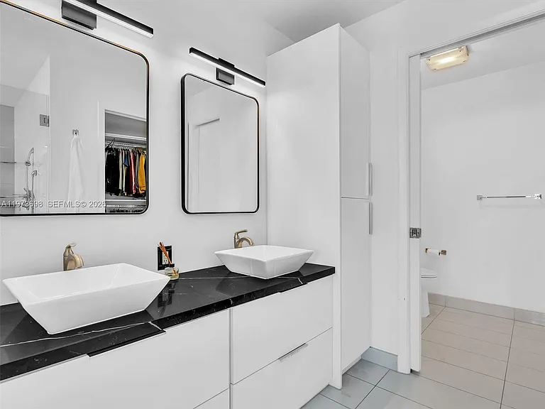 2020 N Bayshore Dr #3303 — Photo 25