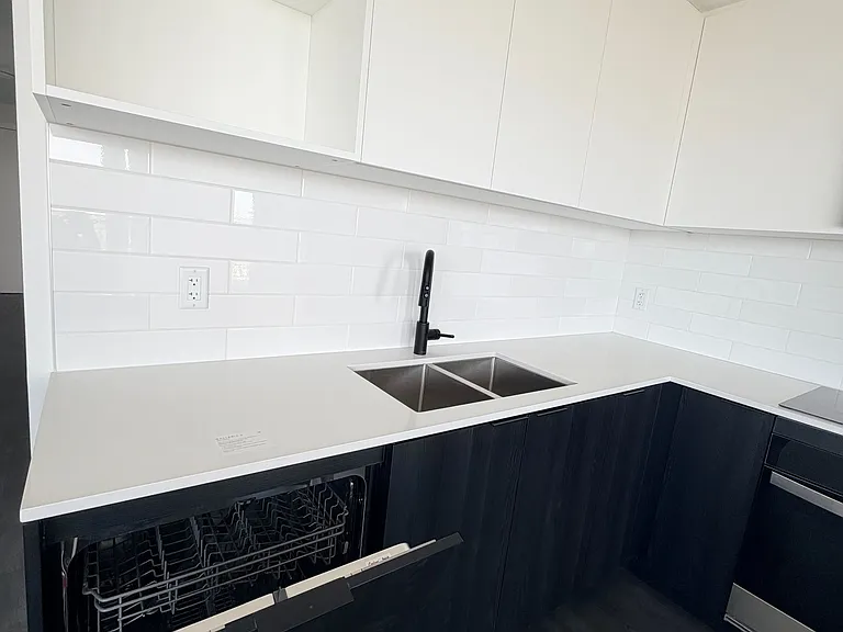 1185 Dupont St #2507 — Photo 42