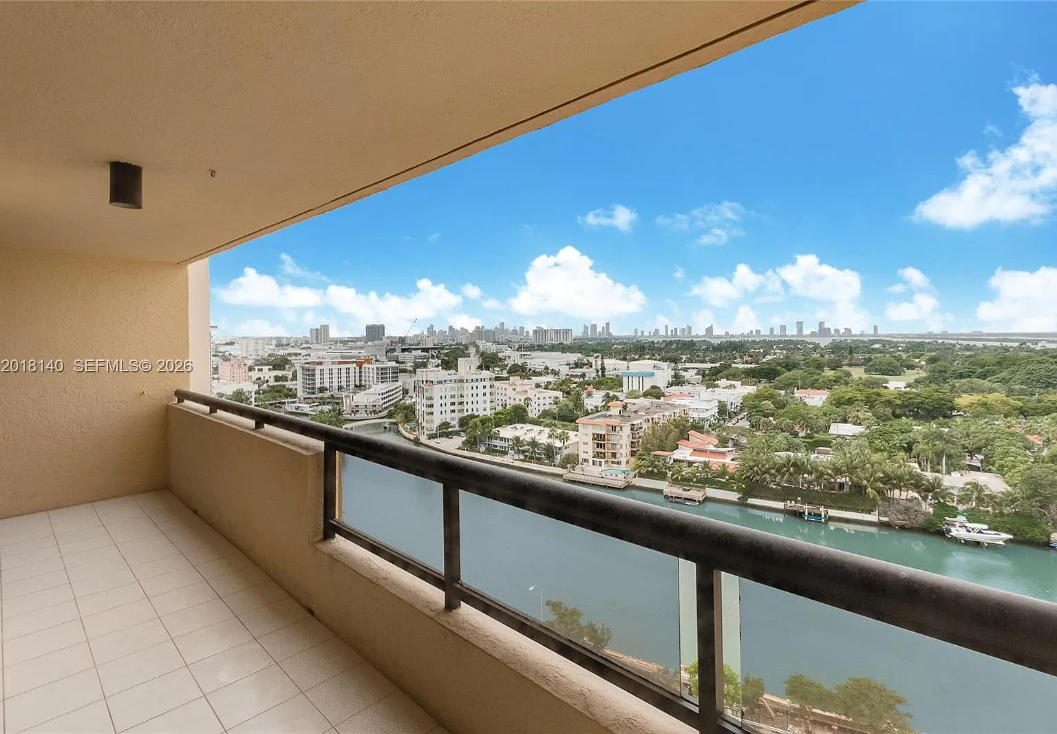 Club Atlantis Condo — Photo 2