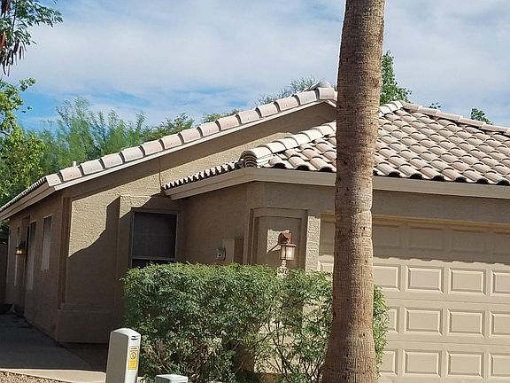 3rd image of 637 N Diane Ct