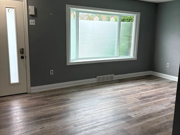 5904 Carman St — Photo 32