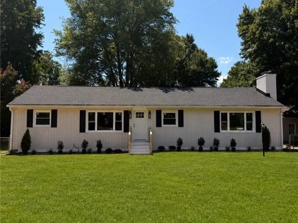 1417 Midage Ln, Sandston, VA 23150