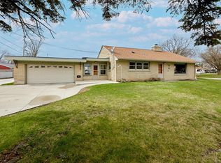 2909 South 76th STREET, Milwaukee, WI