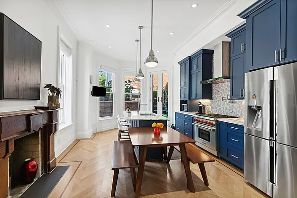 Rented by Corcoran | media 3