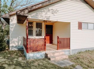 205 S Granger St, Granger, TX 76530