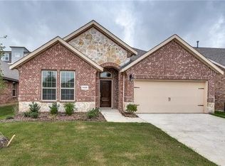 2420 Dolostone Dr, Aubrey, TX 76227