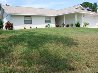 625 Evergreen St NE, Palm Bay, FL 32907