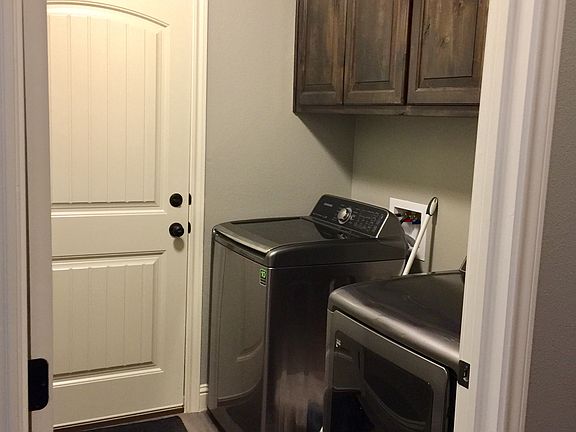 2nd image of 2808 San Gabriel Dr