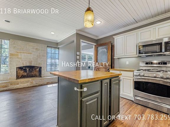 3rd image of 1118 Briarwood Dr