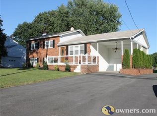 906 Milmont Ave, Swarthmore, PA 19081