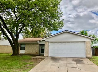 1317 N Knowles Dr, Saginaw, TX 76179