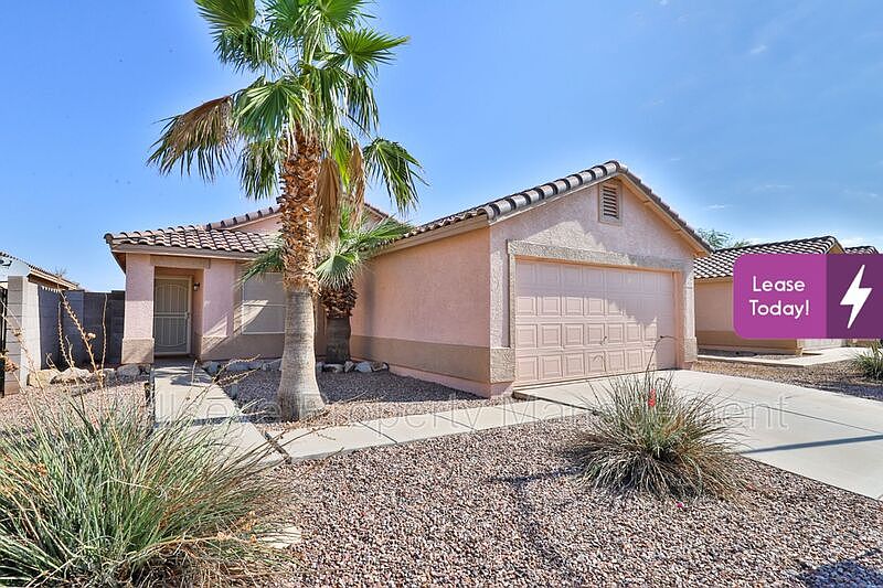 1st image of 626 W Jardin Dr