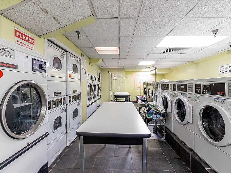 1st image of 2540 Shore Blvd APT 10