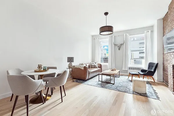 Rented by Oxford Property Group | media 7