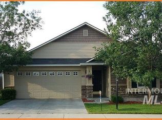 857 E 4th St, Kuna, ID 83634