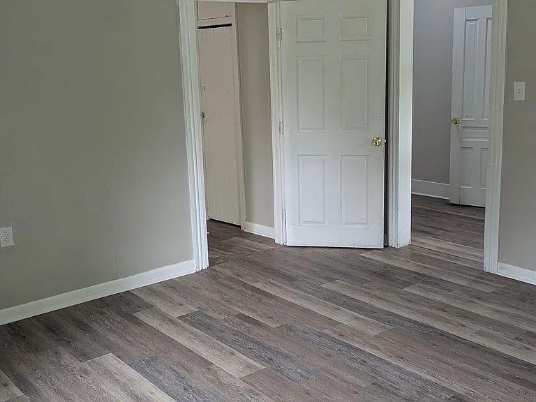 408 Church St — Photo 9