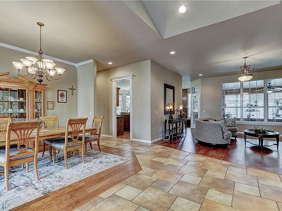 5th image of 16512 Village Garden Dr