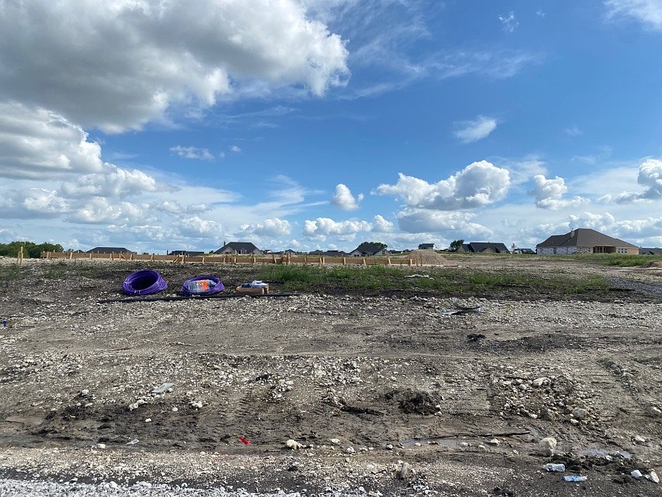 2nd image of 6016 Embercrest Dr